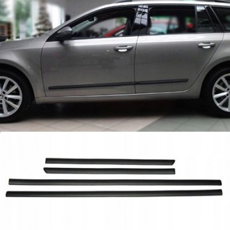 Suzuki BALENO - Black side door trim