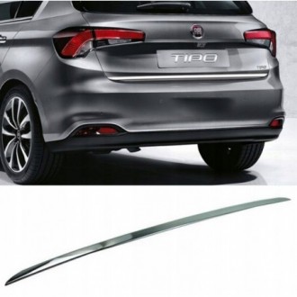 Fiat Tipo Hatchback LISTWA CHROM na Klapę Bagażnik