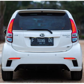 Daihatsu Sirion - Listwa Chrom chromowana na klapę...
